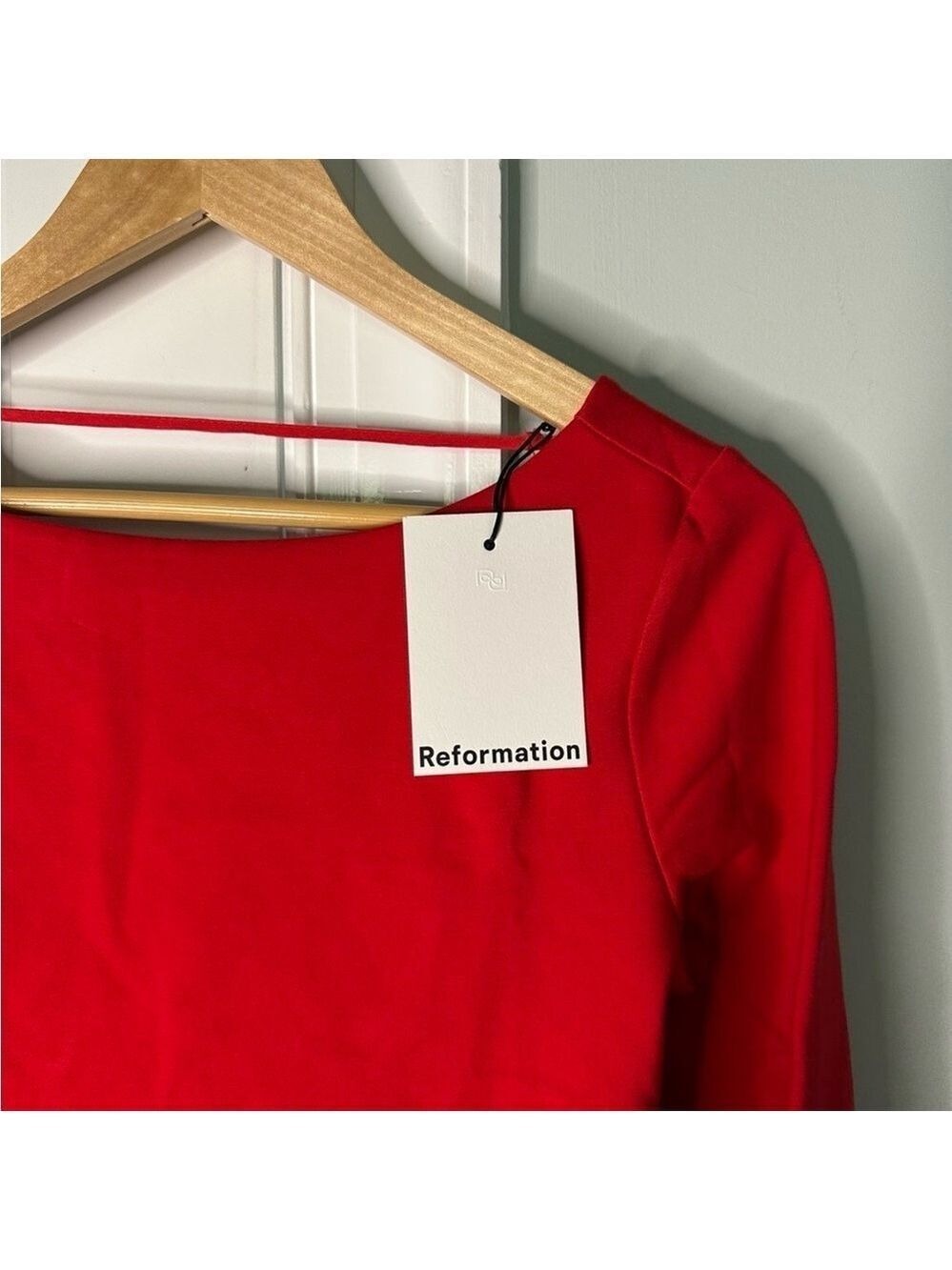 Reformation Jalen low back Top Red Size Small
NWT - Picture 9 of 14